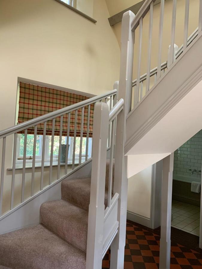 Thornton Manor - Holiday Cottages And Apartments Heswall Buitenkant foto