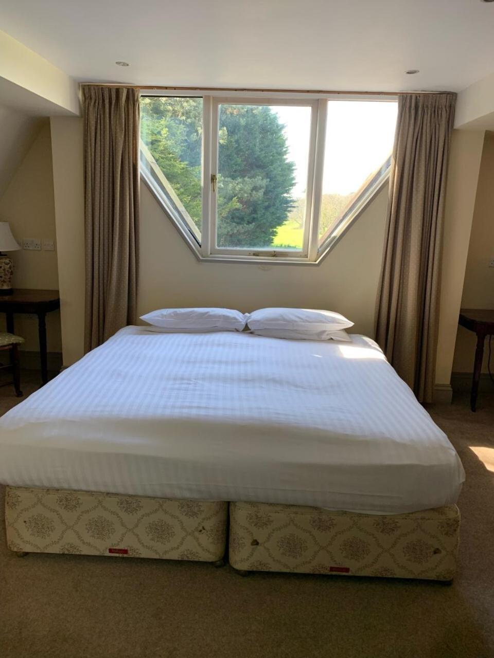 Thornton Manor - Holiday Cottages And Apartments Heswall Buitenkant foto
