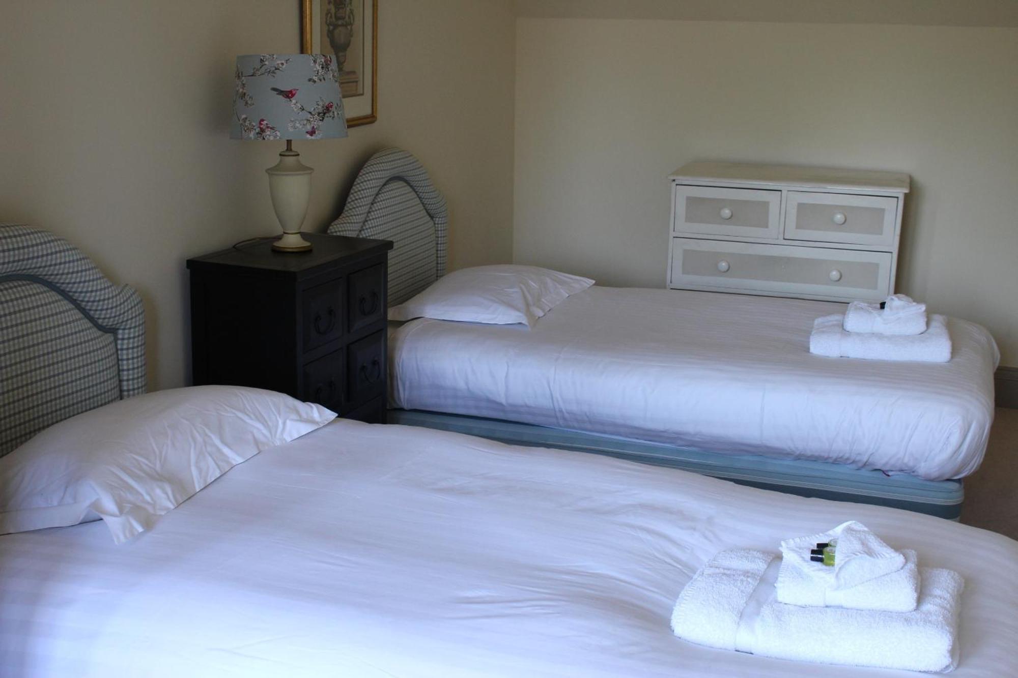 Thornton Manor - Holiday Cottages And Apartments Heswall Kamer foto